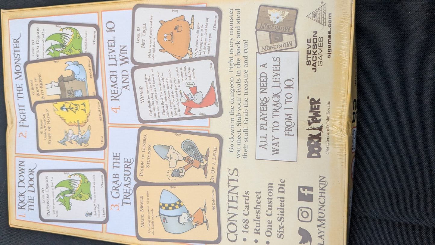Munchkin Card Game (2010 Revised Edition)