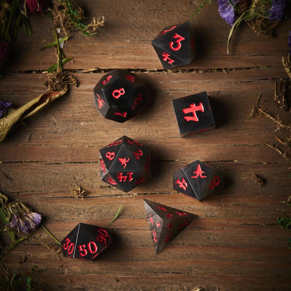 [Grade A] Crooked Moon Horned King Resin Dice Set