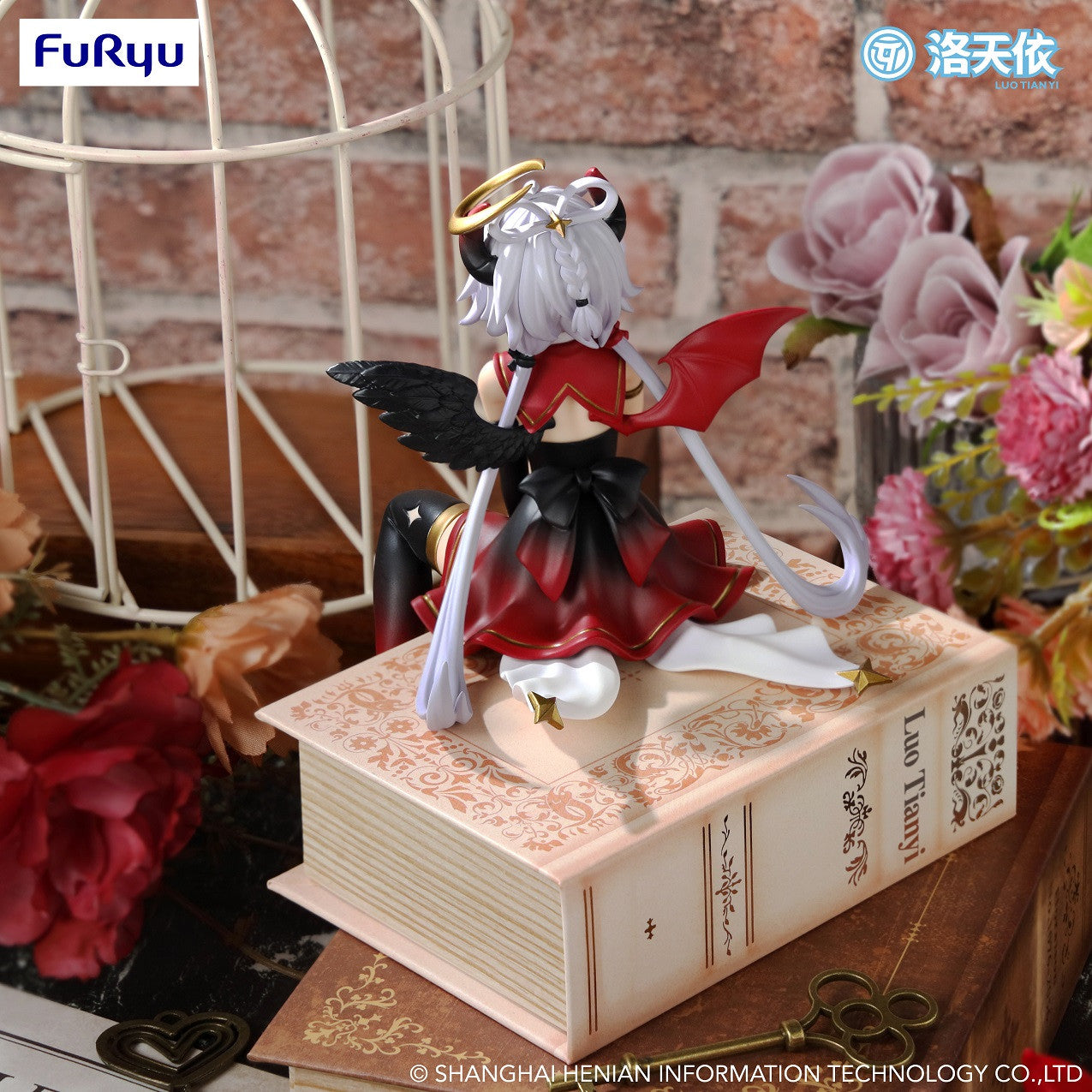 [Grade A] Luo Tian Yi Noodle Stopper Figure V Singer Luo Tian Yi Fallen Angel Version